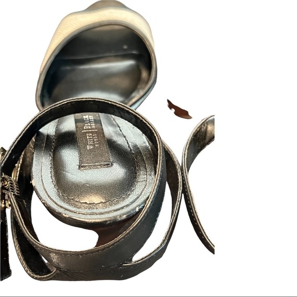 White House Black Market Celina 4.5”Heel Textured Open Toe Platform Sandal 9.5M - Picture 5 of 11